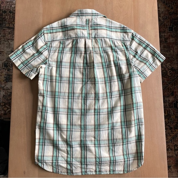 The North Face Green and White Casual Button Down Shirt - Picture 5 of 5